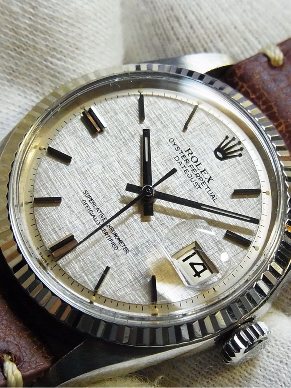 Rolex Datejust Ref 1600 Silver Linen Dial Fluted Bezel Vintage. - Picture 3 of 10